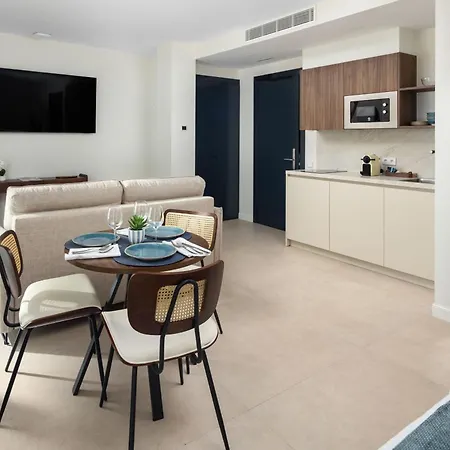 Azul 4* אסטפונה